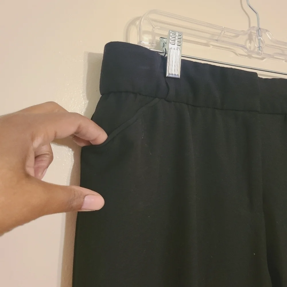 C Est. 1946 | Women's Classic Black Slacks or Pants (Size 14 Petite)